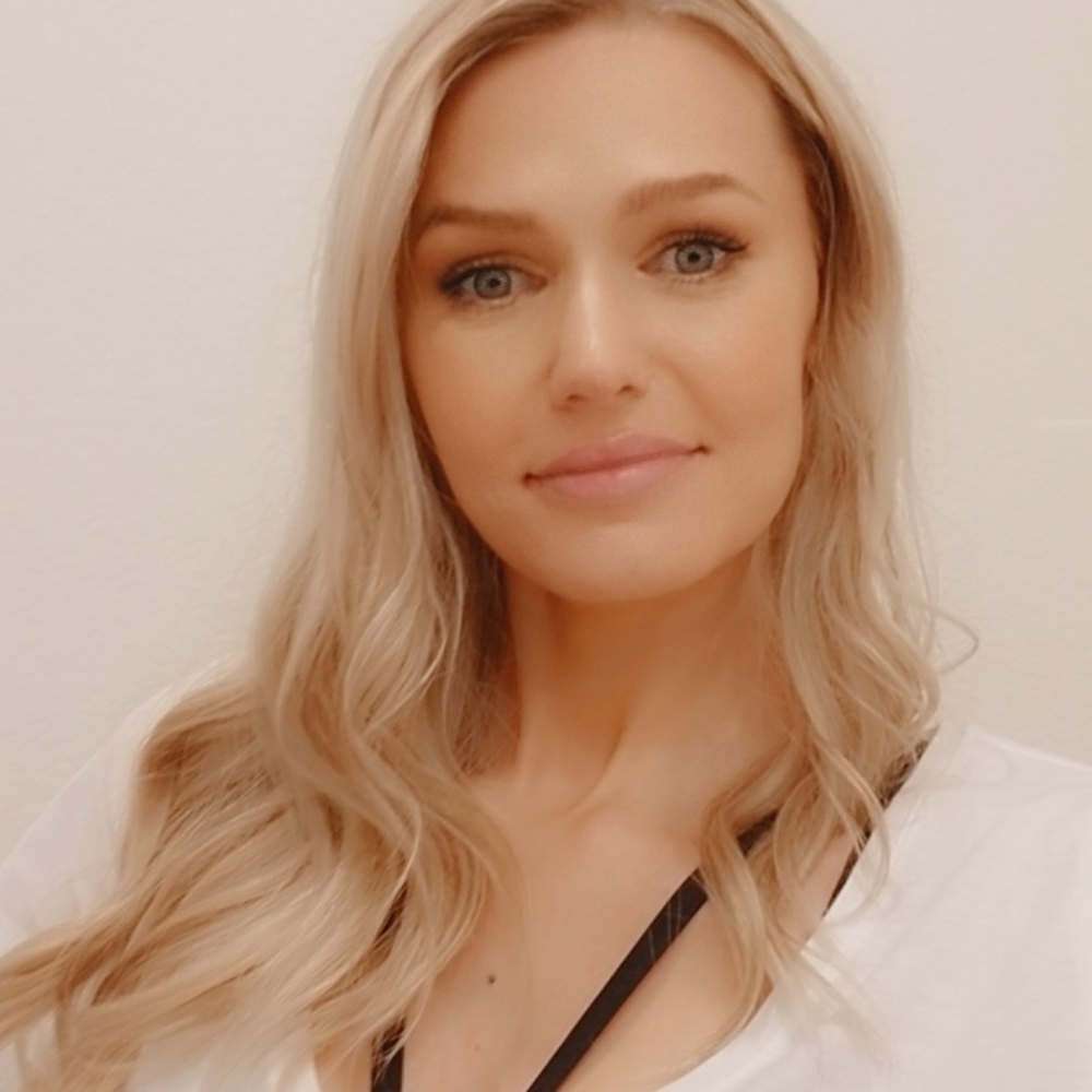 Meet your Posher, Yulya
